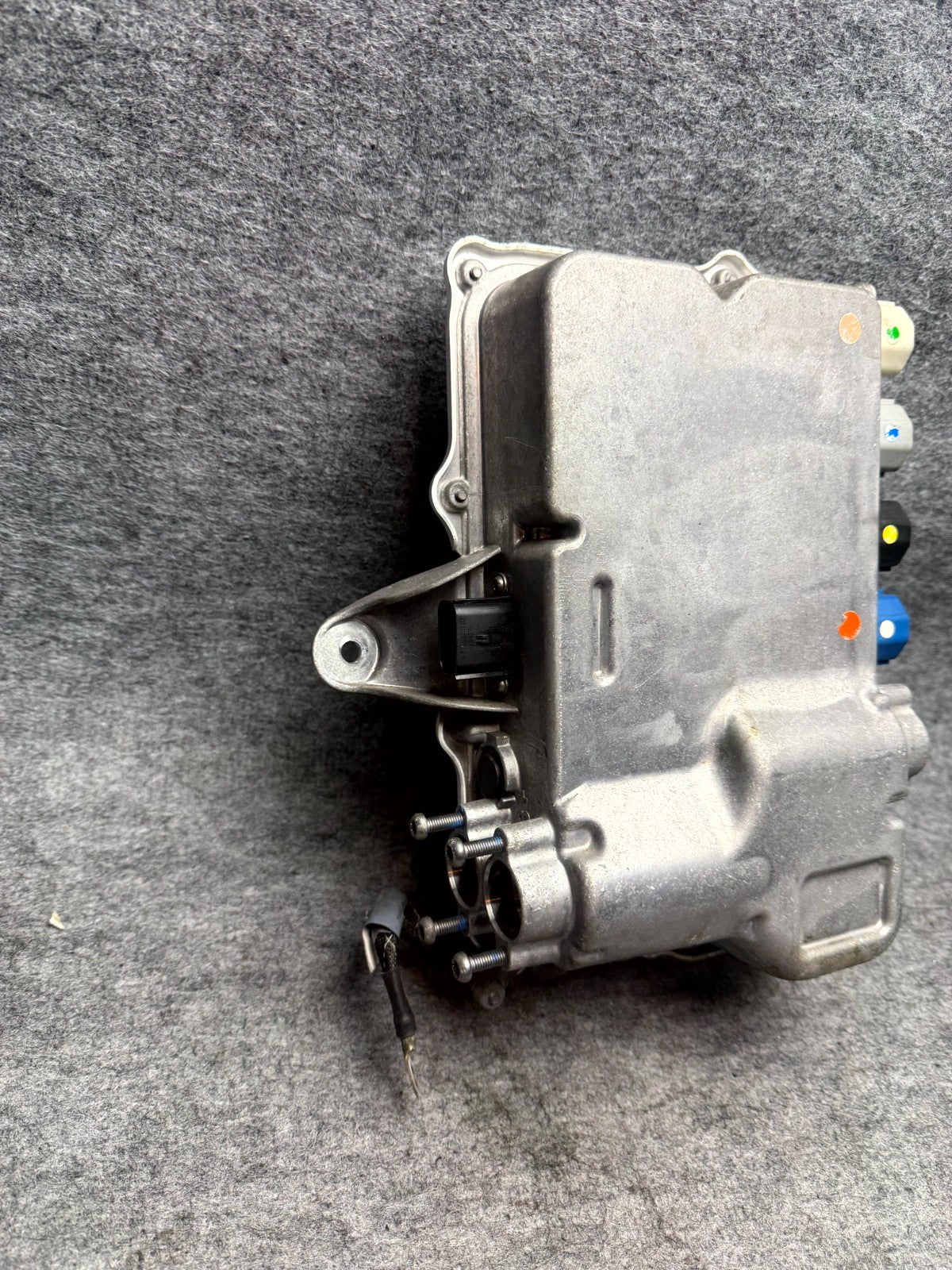 ♦️2016 - 2020 TESLA MODEL S FRONT HIGH VOLTAGE JUNCTION BOX OEM, 1059891-00-C