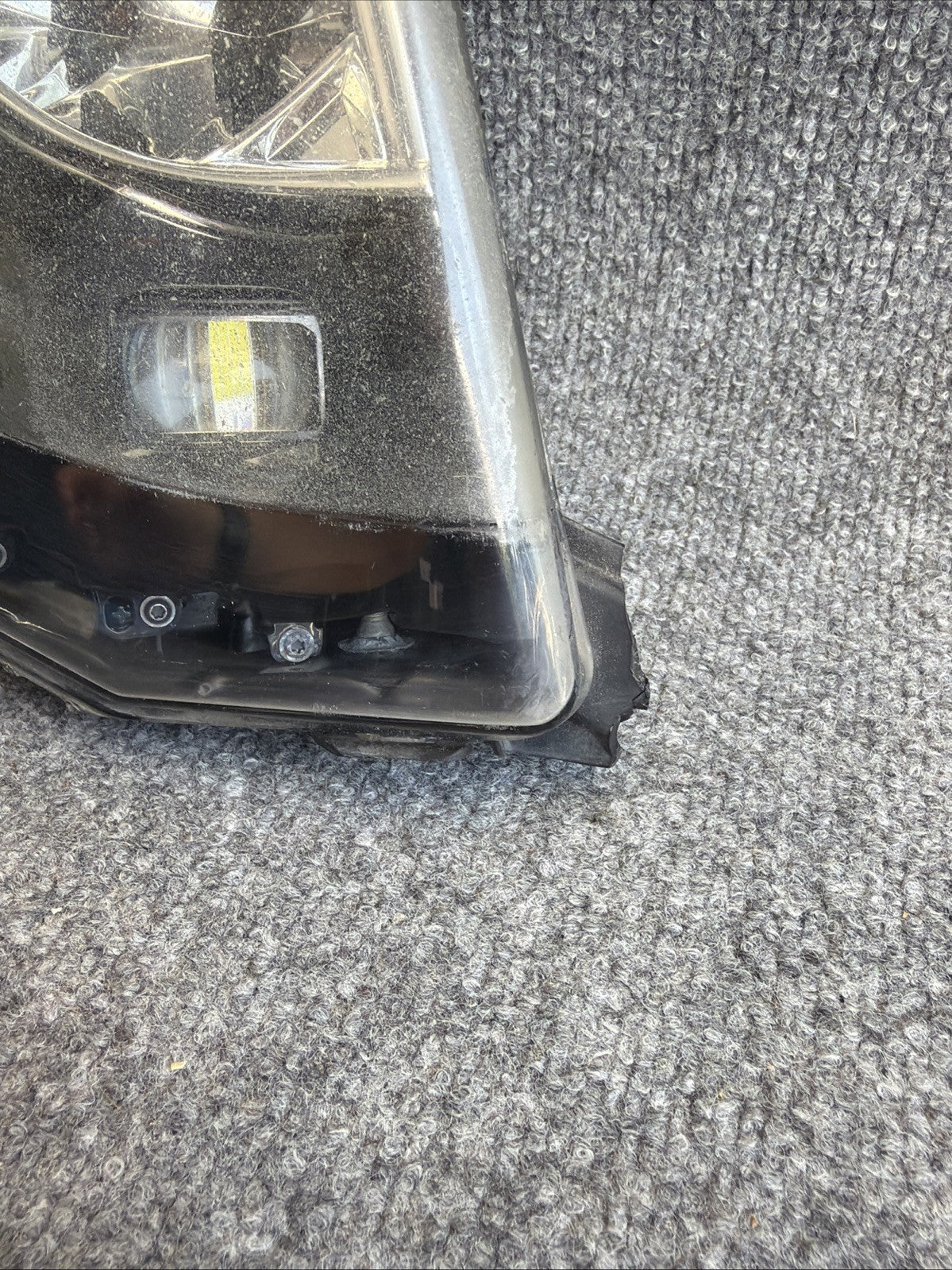 TESLA MODEL S FOG LIGHT RIGHT PASSENGER 2016 2017 2018 2019 2020 6005914-00-F