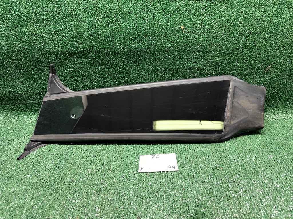 ♦️20 - 24 TESLA MODEL Y UPPER RIGHT SIDE B PILLAR MOLDING TRIM OEM, 1516258-00-D