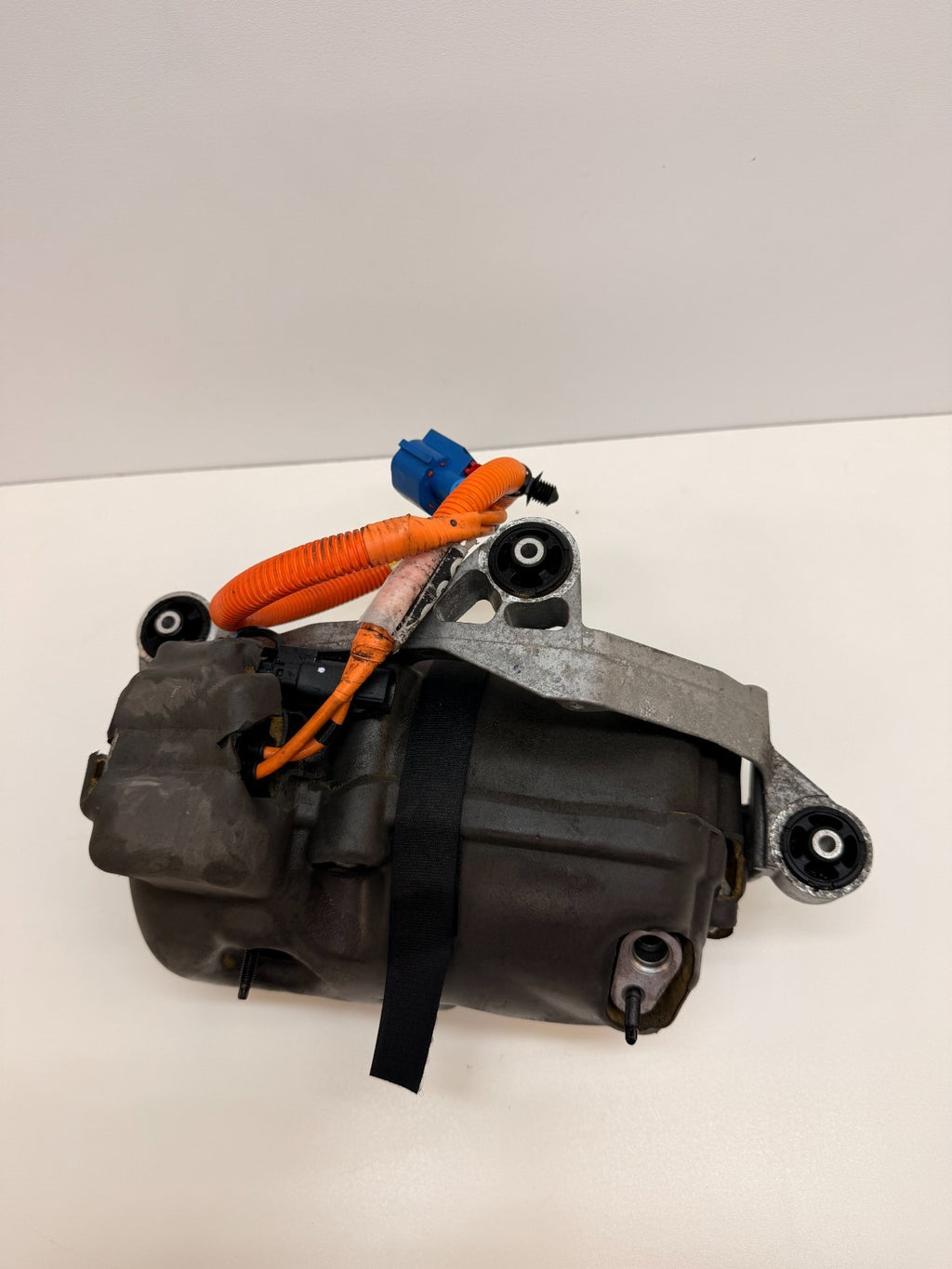 2016-2020 Model S Electric Air Conditioning A/C Compressor Pump 1063369-00-G