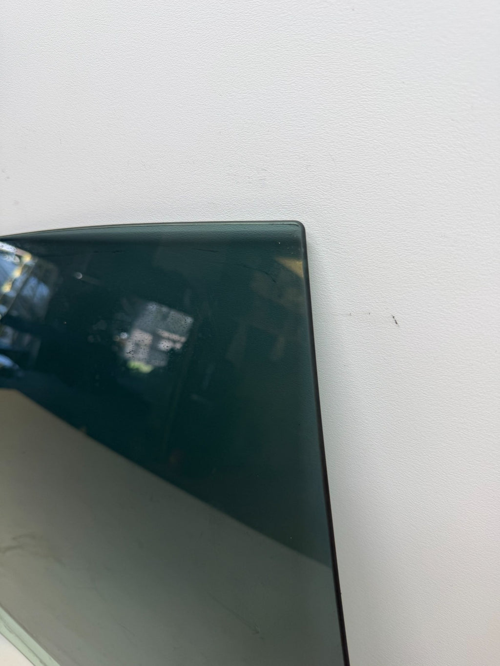 2012-2020 Tesla Model S Rear Passenger Side Door Window Glass 43R-001074