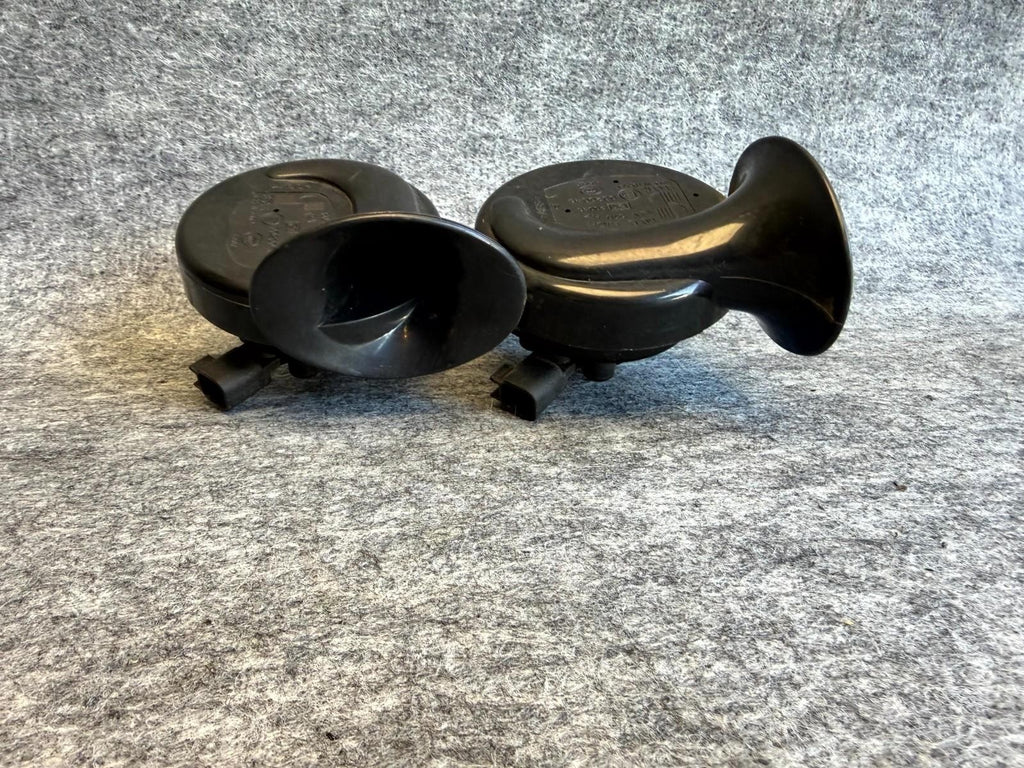 ♦️2012-2020 TESLA MODEL S HIGH & LOW PITCH NOTE TONE HORN SIGNAL OEM, 0020046