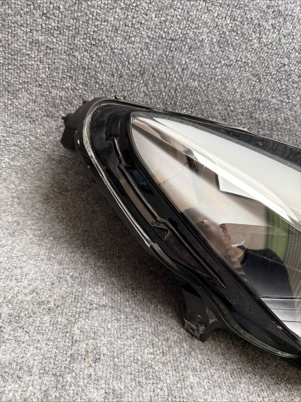 ♦️OEM 2021-2024 Tesla Model Y Right Passenger Matrix LED Headlight 1514953-00-D