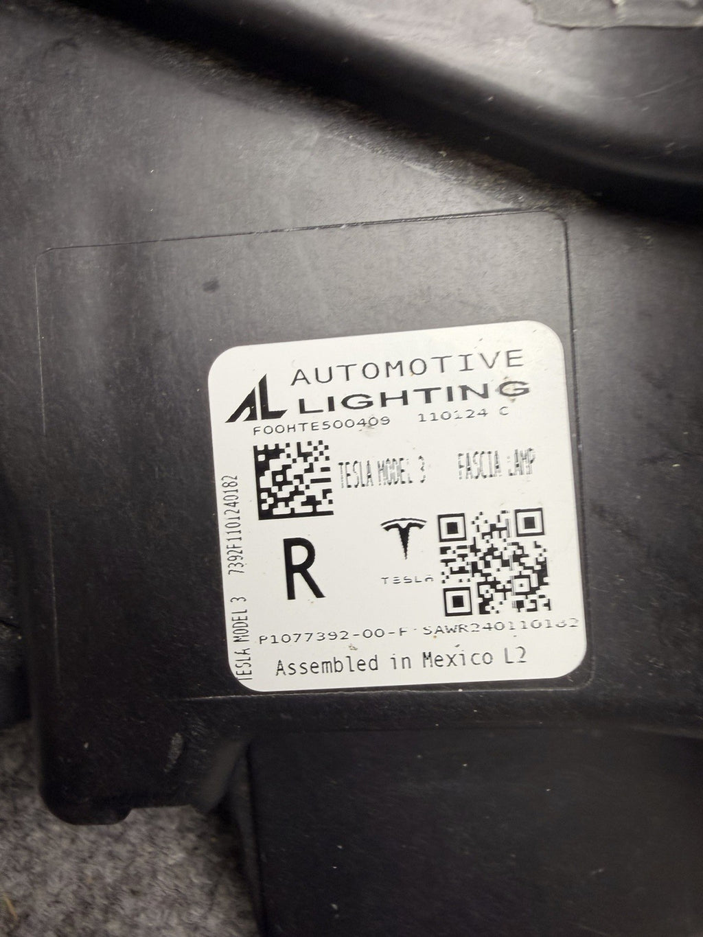 2021-2023 Tesla Model 3 Right Passenger Foglamp 1077392-00-F