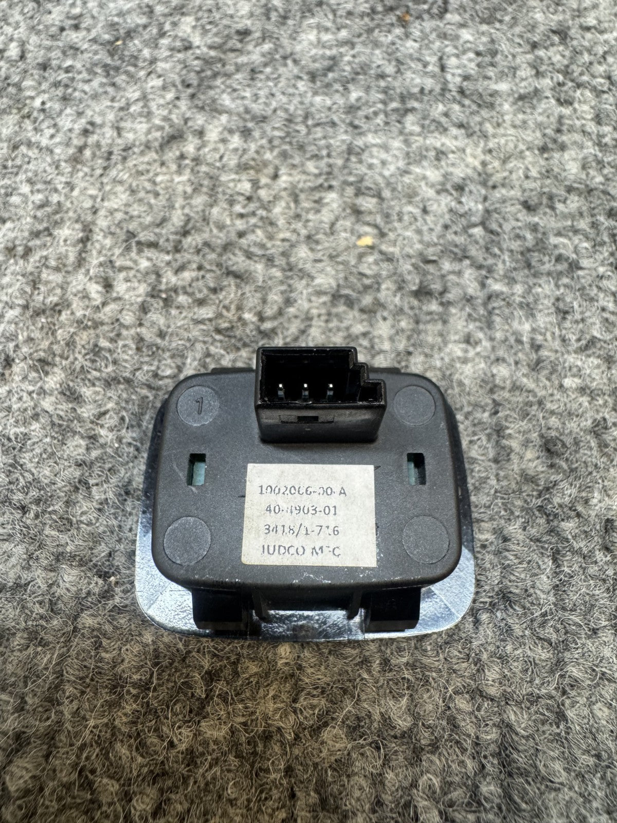2017 – 2023 TESLA MODEL 3 FRUNK RELEASE BUTTON ASSEMBLY OEM, 1002066-00-A