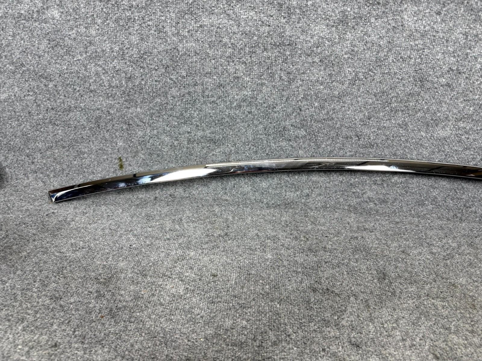 2016-2020 Tesla Model X Front Right Upper Door Window Molding OEM, 1128872-00-G