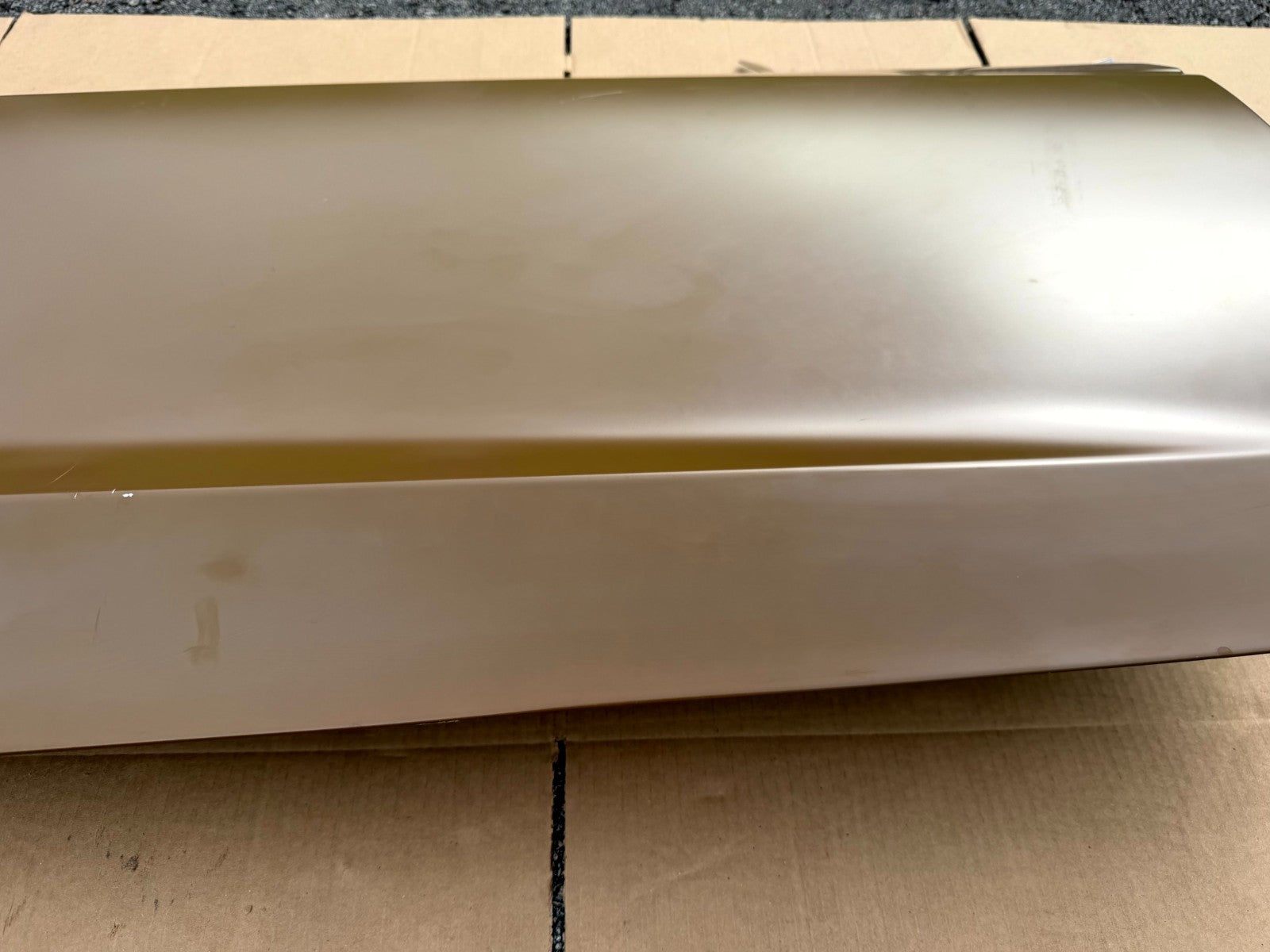 2024-2025 TESLA MODEL 3 FRONT RIGHT PASSENGER SIDE DOOR SHELL OEM, 1751846-E0-A