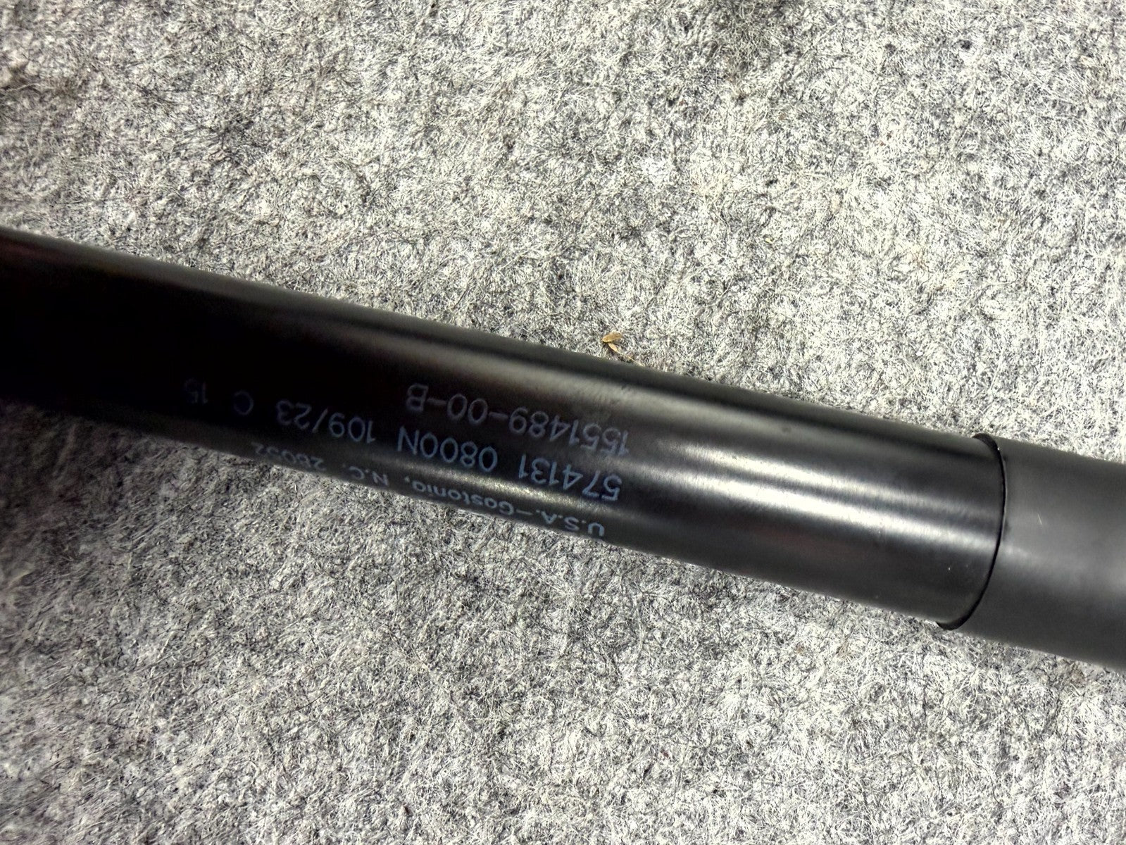 ♦️2017-2023 TESLA MODEL 3 REAR TAILGATE POWER HATCH LIFT STRUT OEM, 1551488-00-C