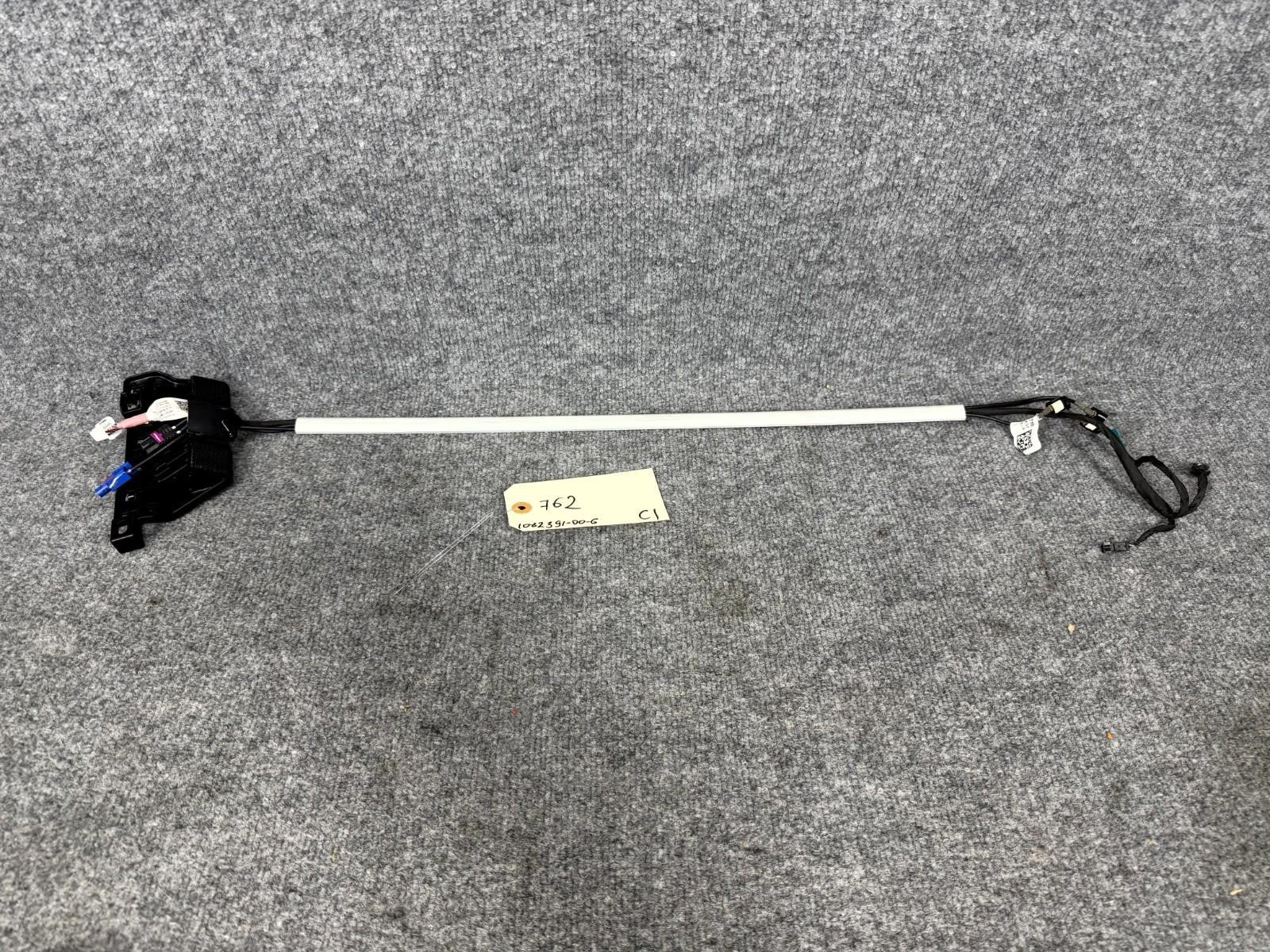 ♦️2016-2020 Tesla Model X Front Camera Wiring Harness OEM, 1082391-00-C