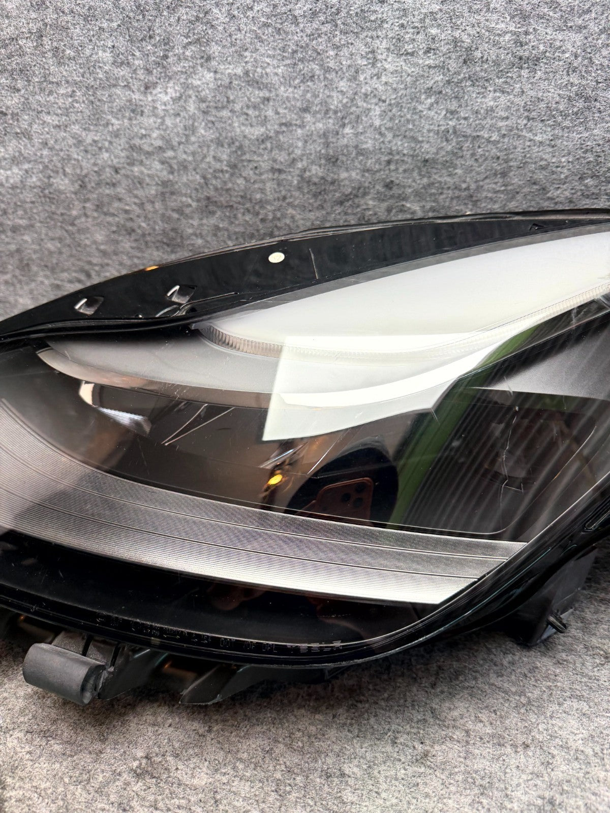 ♦️2021–2023 TESLA MODEL 3 FRONT LEFT SIDE HEADLIGHT ASSEMBLY OEM, 1514952-00-C