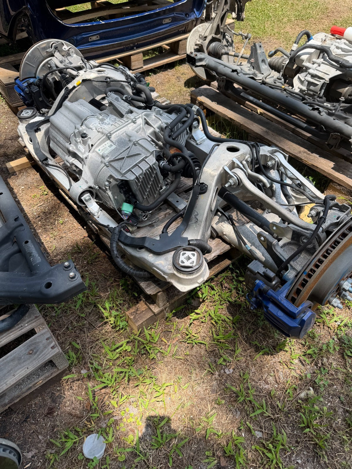 2018 Tesla Model S Rear Axle Drive Unit Subframe Assembly 1037000-00-F