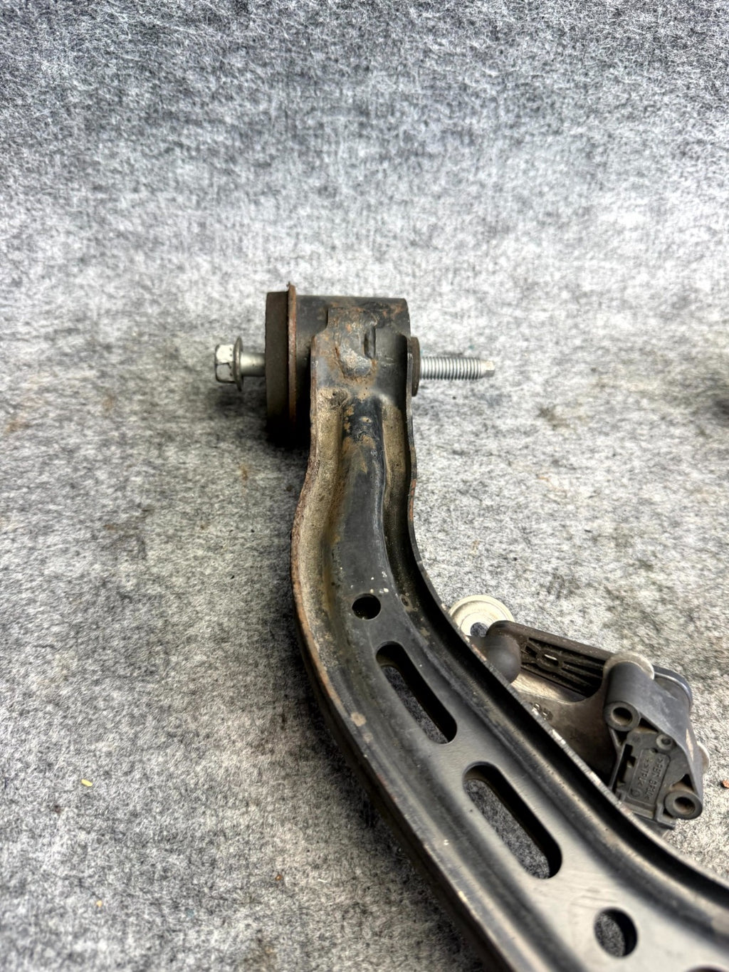 ♦️2012 - 2020 TESLA MODEL S FRONT RIGHT SIDE UPPER CONTROL ARM OEM, 1043966-00-A