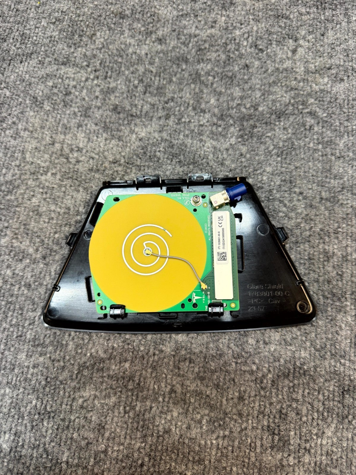 2020-2024 TESLA MODEL Y ANTENNA GPS GNSS RAIN SENSOR MODULE UNIT OEM, 1920001-00