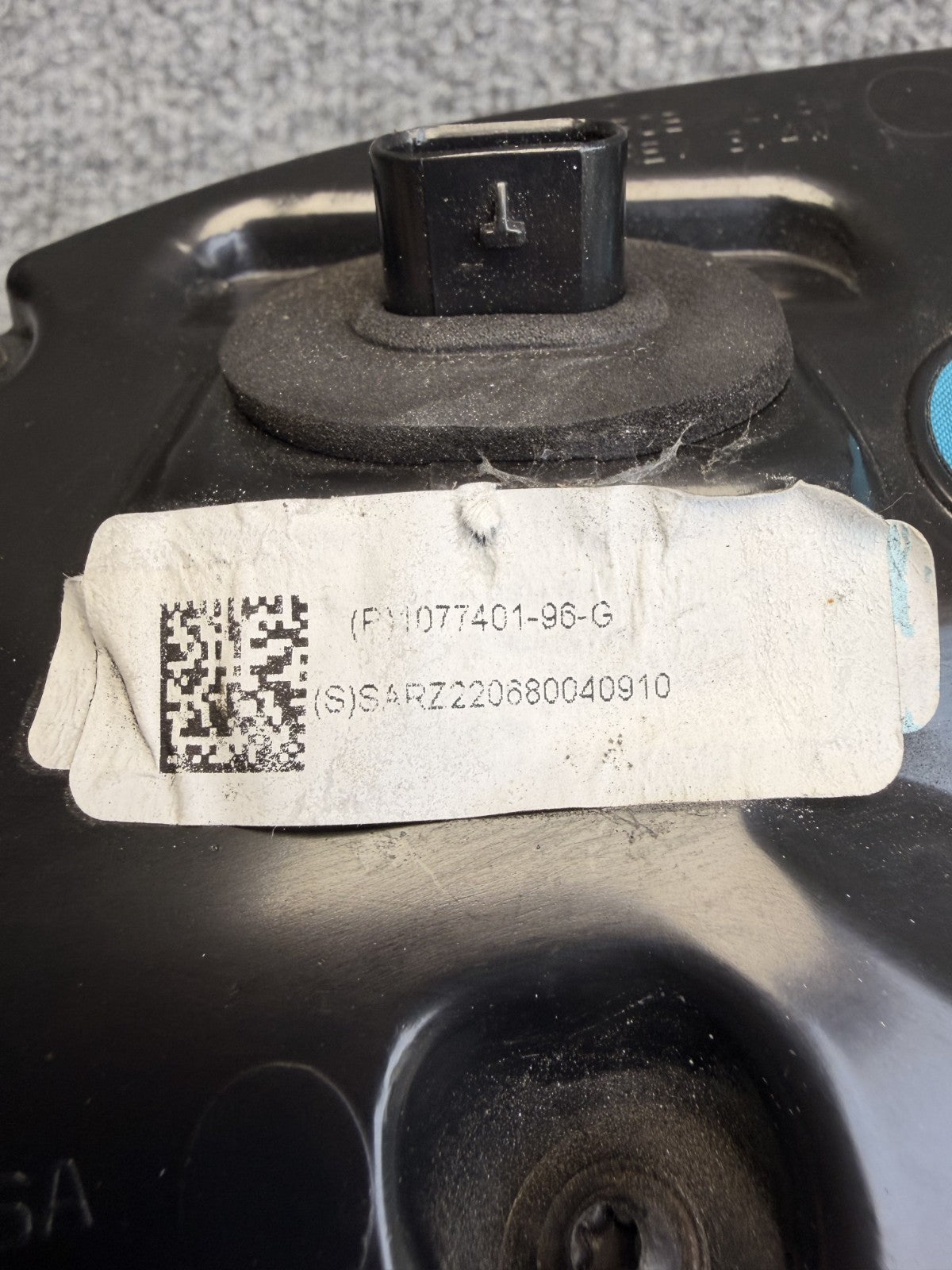 2017-2024 TESLA MODEL 3 Y REAR LEFT DRIVER SIDE INNER TAIL LIGHT OEM, 107740196G