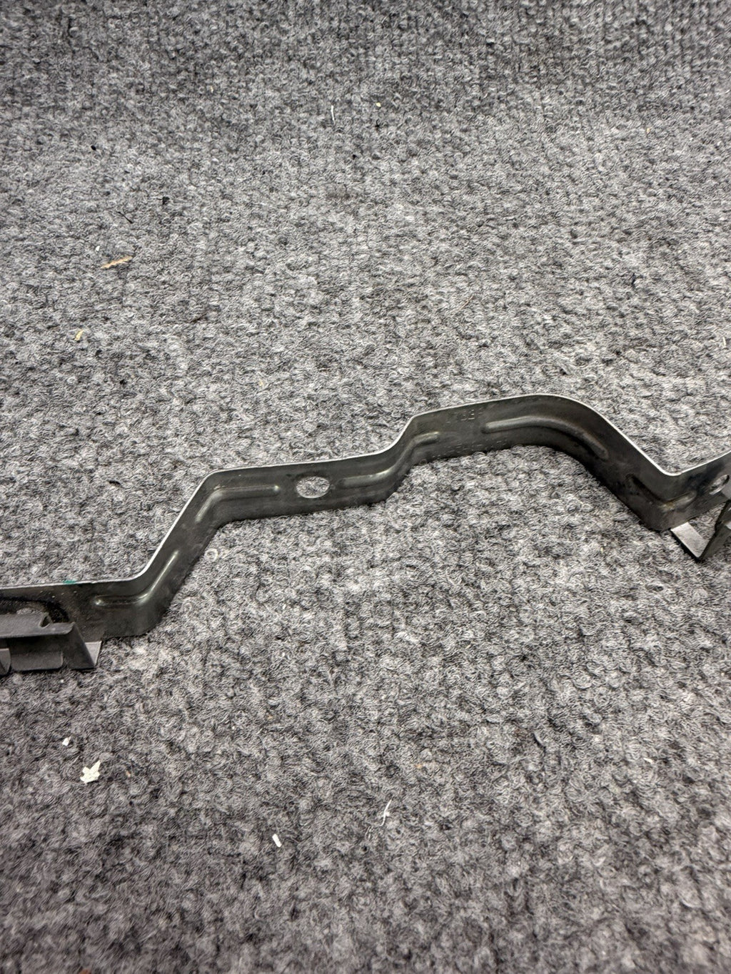 17-23 Tesla Model 3 Left Liner Wheel House Bracket Stiffener 1104540-00-B OEM