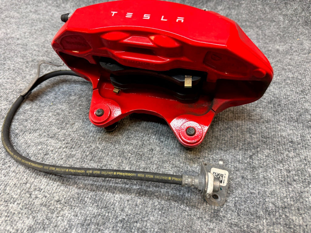 2020-2024 TESLA MODEL Y FRONT LEFT BREMBO BRAKE CALIPER RED OEM, 1188641-00-B