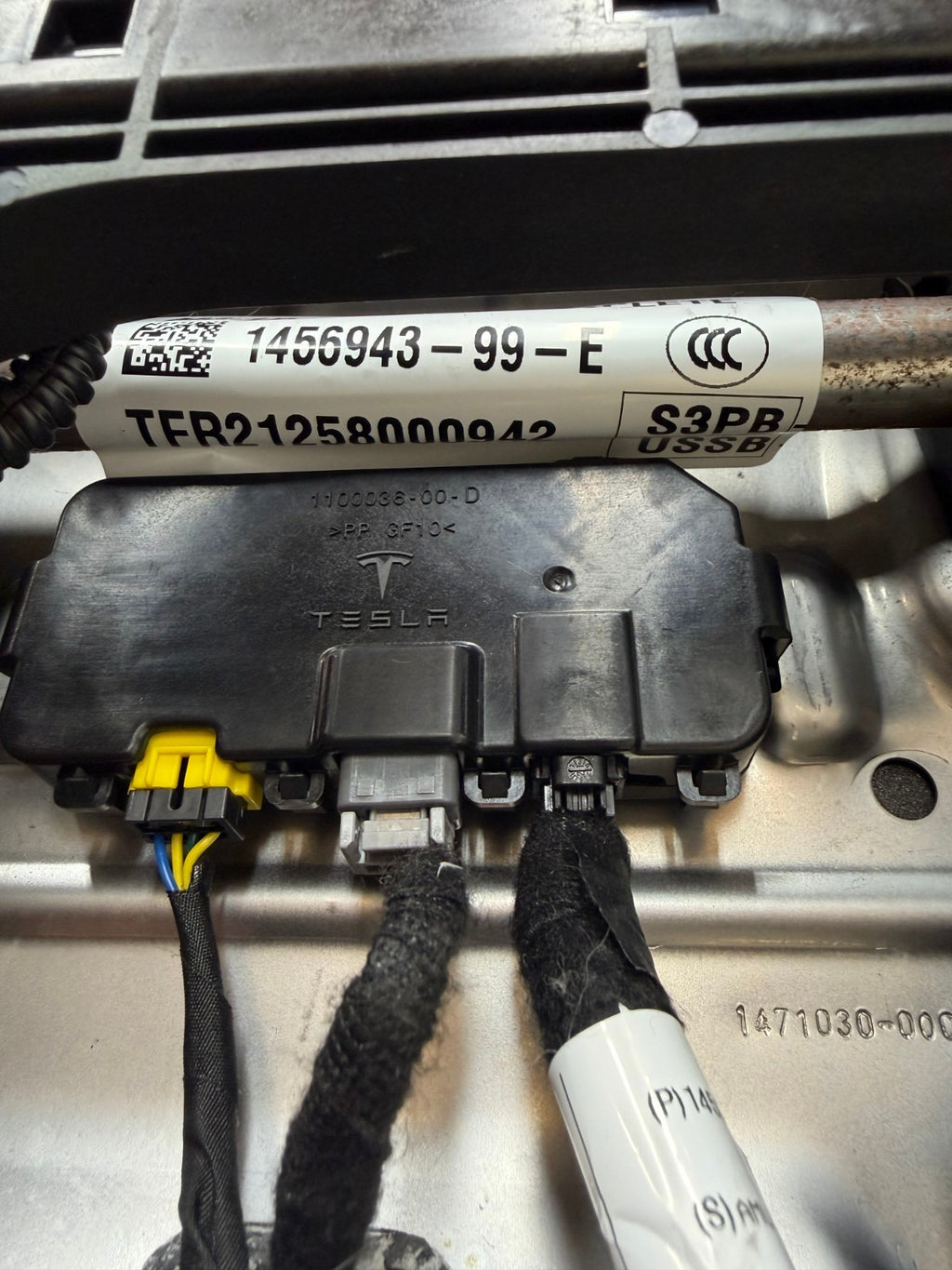 2017-23 Tesla Model 3 Front Right Passenger Side 1st Row Seat Black 1456943-99-E