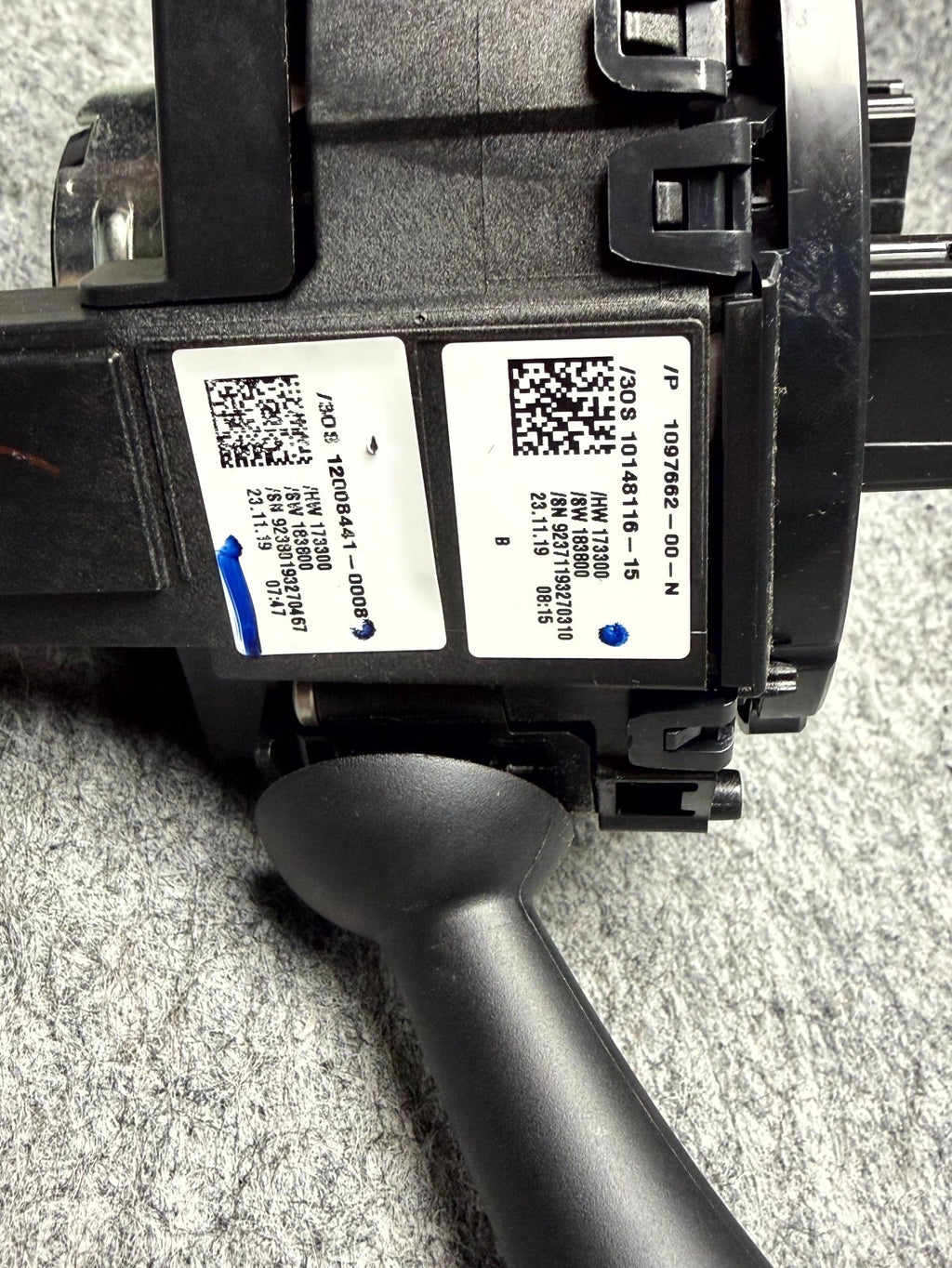 ♦️17-23 TESLA MODEL 3 Y FRONT STEERING COLUMN CONTROL MODULE OEM, 1097662-00-N