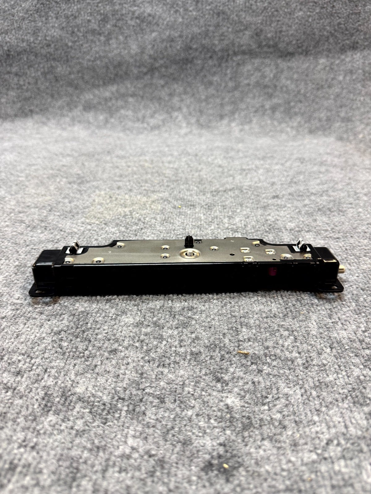 2020 - 2024 TESLA MODEL Y 3 BLUETOOTH ANTENNA MODULE UNIT OEM, 1585601-00-E