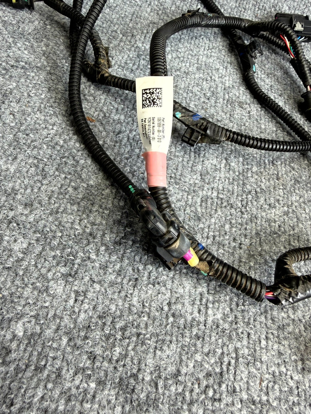 2017-2023 TESLA MODEL 3 REAR BUMPER WIRE HARNESS W/SENSORS OEM, 1067959-00-D