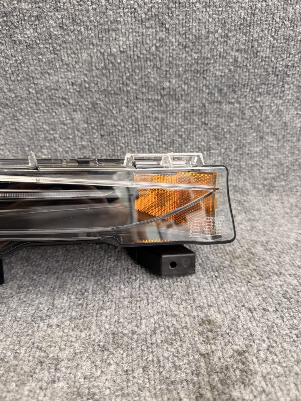 OEM 2017-2025 Tesla Model 3/Y LED Lower Front Fog Light 3-Pin 1077392-00-F