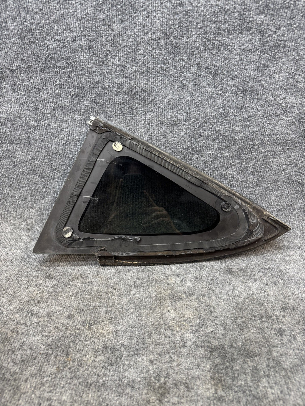 2017 – 2023 TESLA MODEL 3 REAR RIGHT SIDE QUARTER WINDOW GLASS OEM, 43R-004529