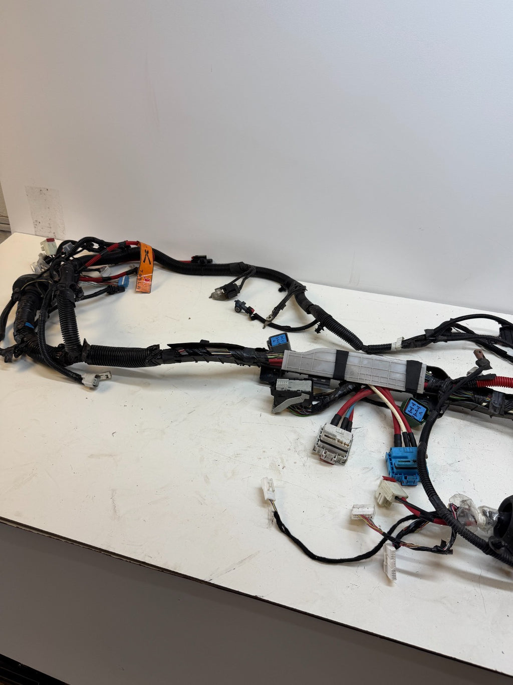 2020-2024 TESLA MODEL Y FRONT BODY WIRE WIRING HARNESS 1489058-10-E