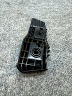 17 - 23 TESLA MODEL 3 REAR RIGHT SIDE TAILLIGHT MOUNT BRACKET OEM, 1083993-00-E