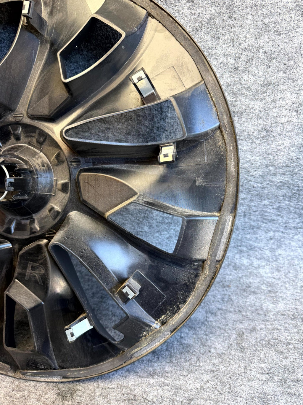 ♦️2017 - 2023 TESLA MODEL 3 WHEEL RIM CENTER CAP COVER OEM, 1044235 00 A