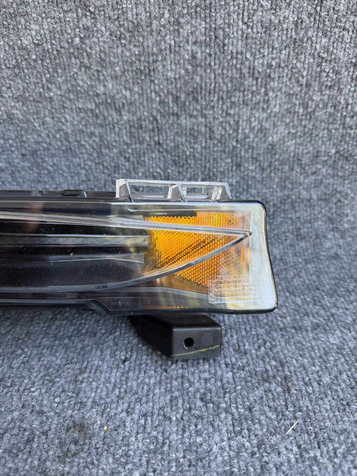 2017 - 2024 TESLA MODEL 3 Y FRONT RIGHT SIDE LED FOG LIGHT OEM, 1077390-00-F