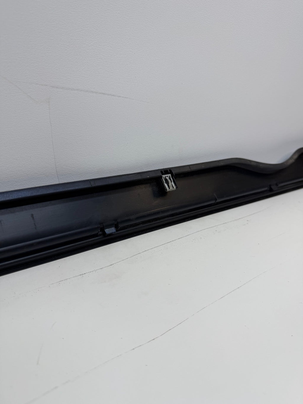 2012-20 Tesla Model S Driver Side Rocker Panel Scuff Plate Molding 1012215-00-G