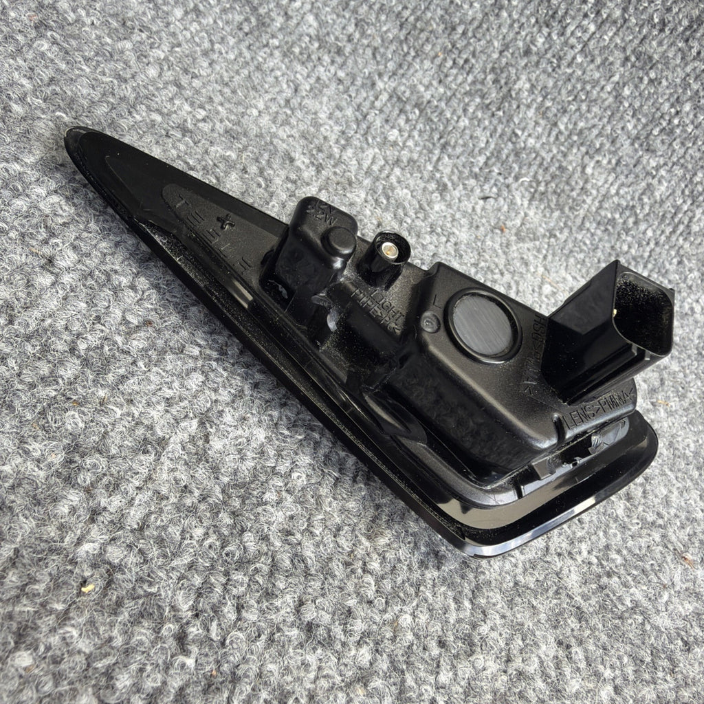 17-22 Tesla 3 Y OEM Left Side Fender Signal Camera 1495864-20-D /broken tab
