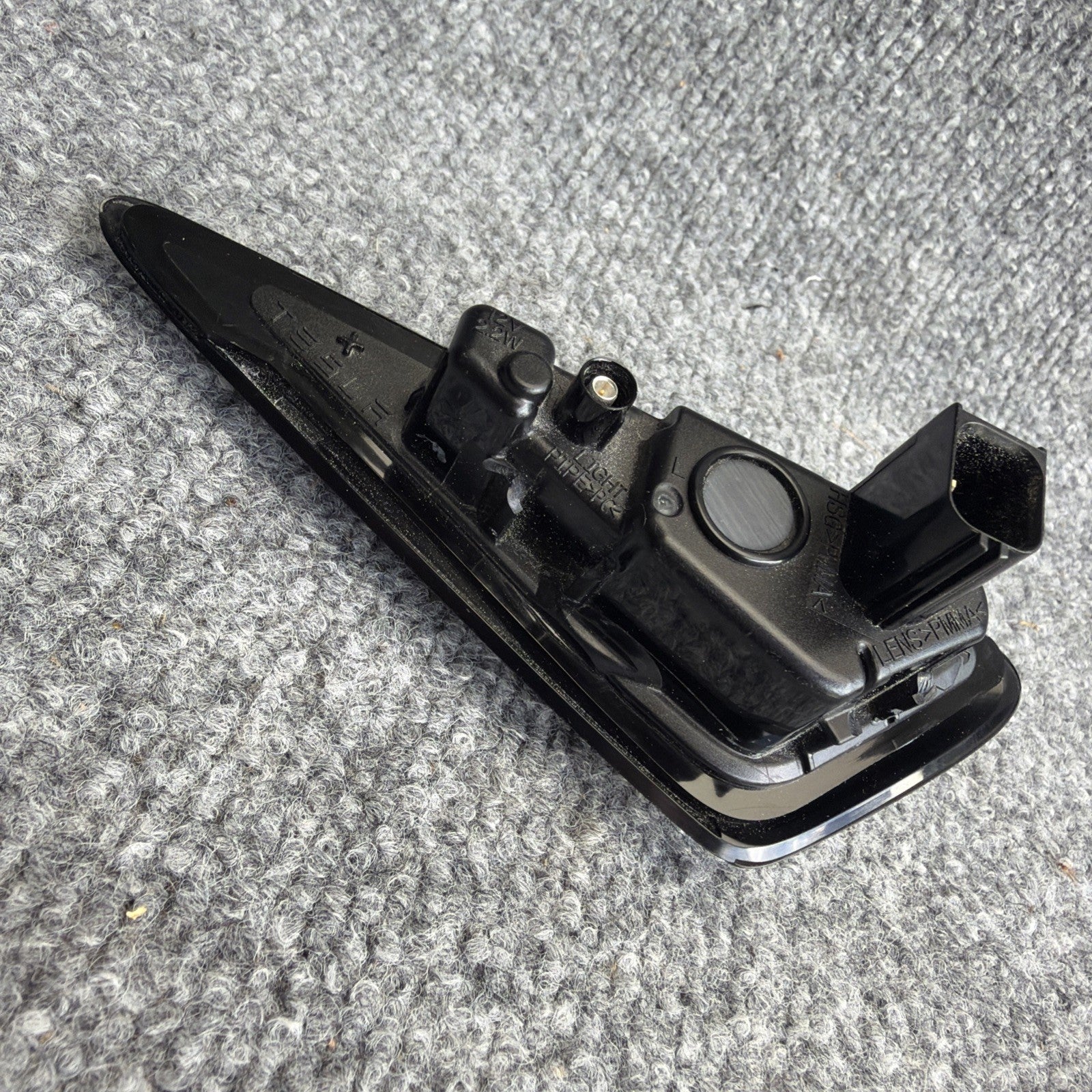 17-22 Tesla 3 Y OEM Left Side Fender Signal Camera 1495864-20-D /broken tab