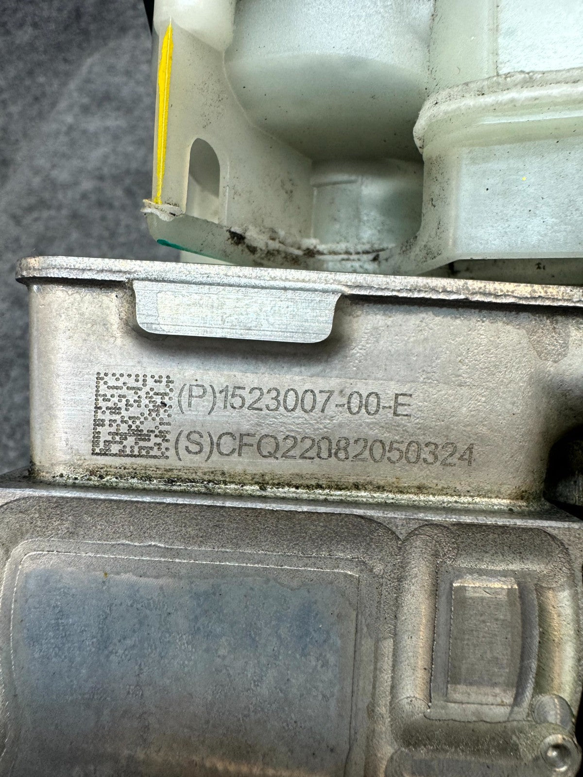 2017 – 2023 TESLA MODEL 3 SUPERMANIFOLD COOLANT RESERVOIR OEM, 1523007-00-E