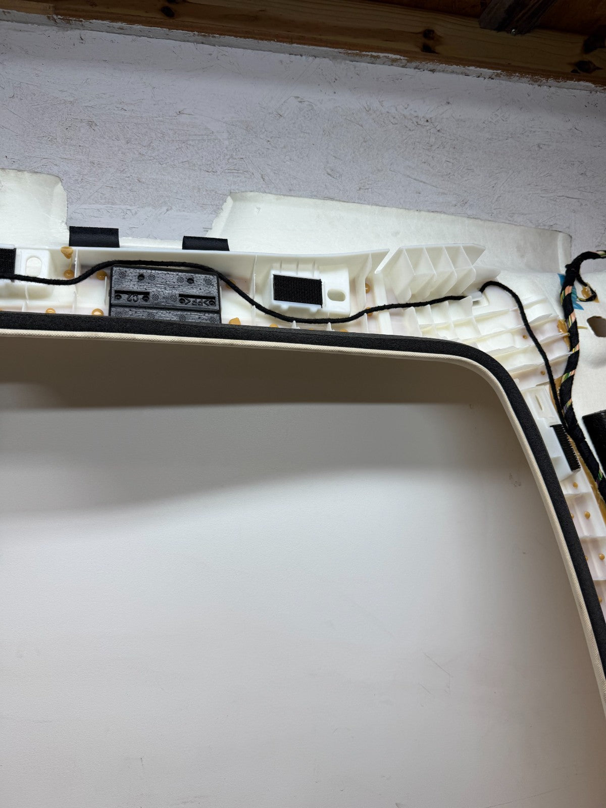 2016 - 2020 TESLA MODEL S ROOF SUNROOF HEADLINER TRIM COVER OEM 1045936-00-A