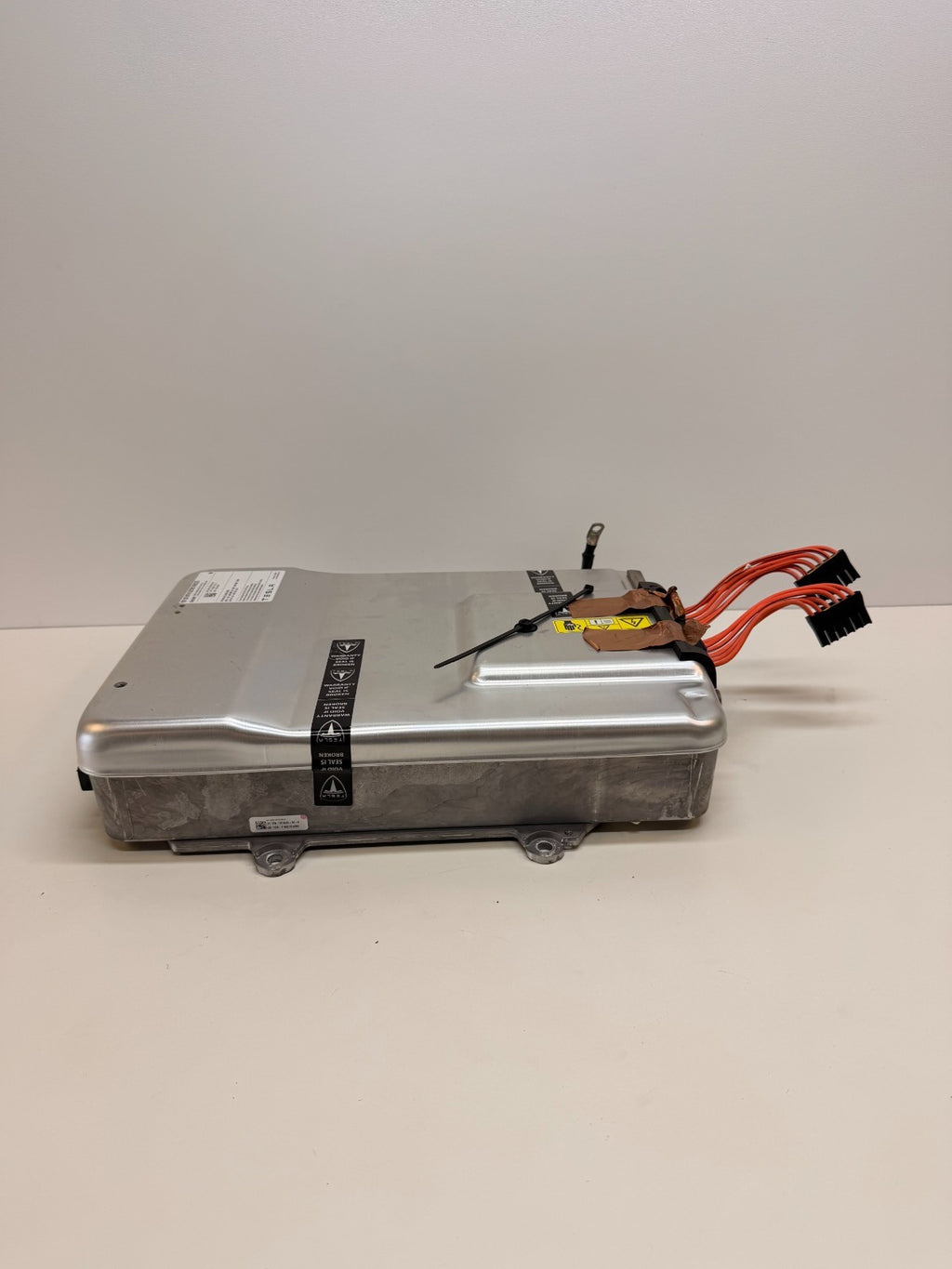 2014 Tesla Model S Onboard Charger Module Charging Unit GEN2 1014963-00-K