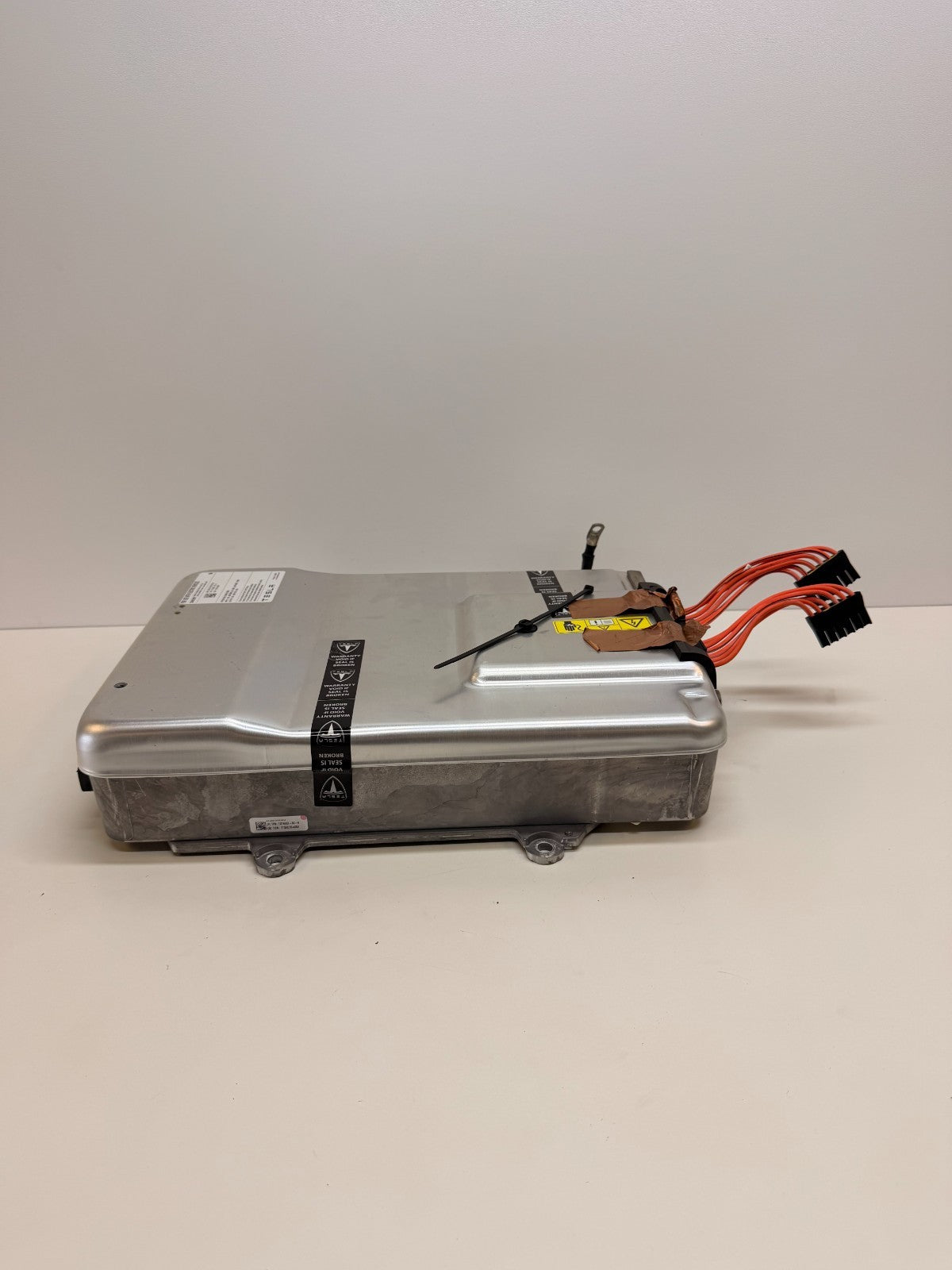 2014 Tesla Model S Onboard Charger Module Charging Unit GEN2 1014963-00-K