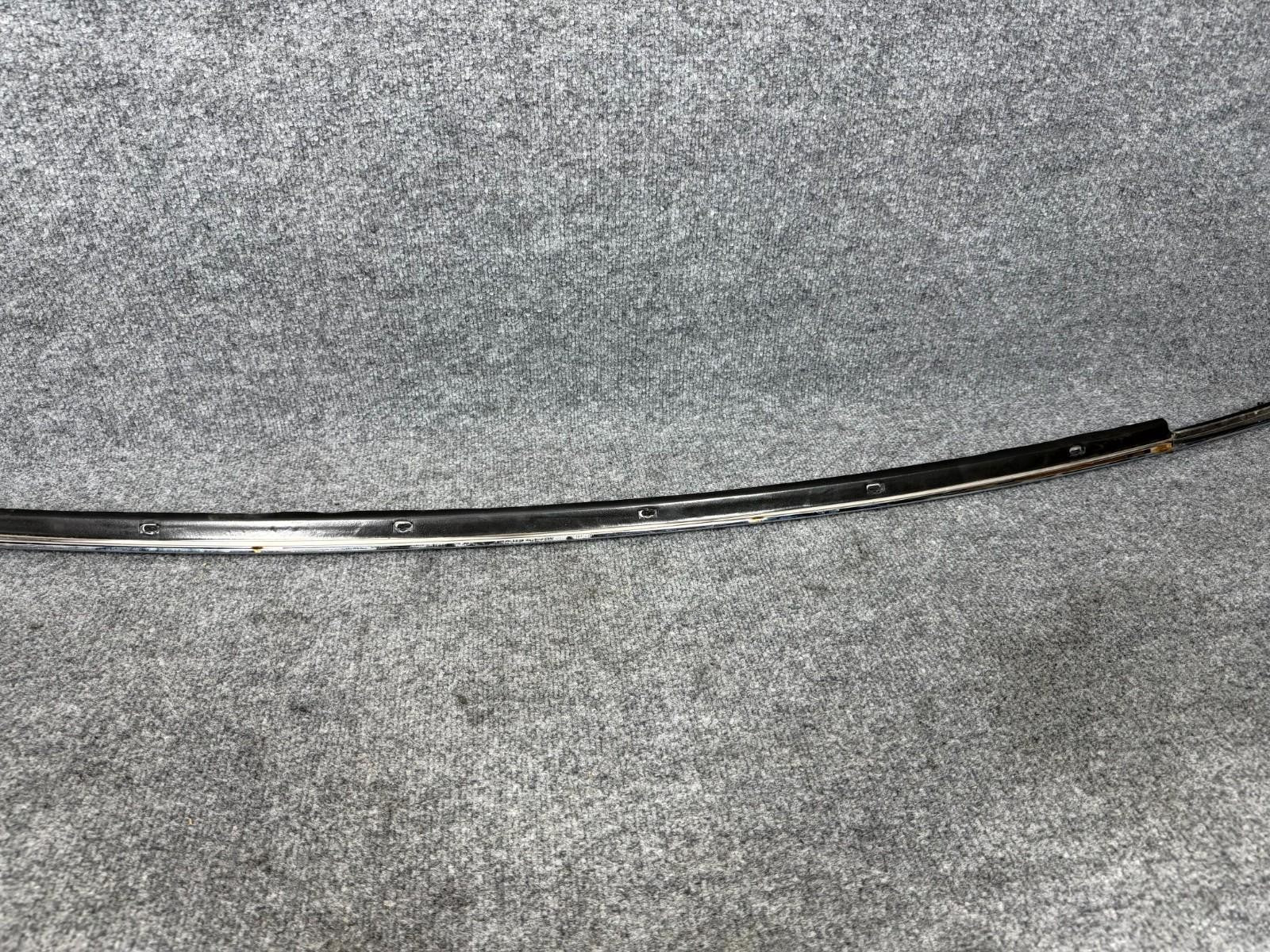 2016-2020 Tesla Model X Front Right Upper Door Window Molding OEM, 1128872-00-G