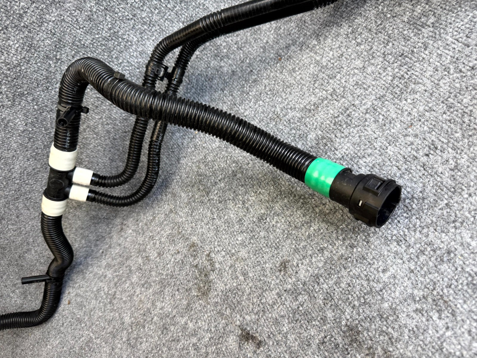 17 - 23 TESLA MODEL 3 CHILLER TO BATTERY COOLING HOSE TUBE PIPE OEM 1521493-00-C