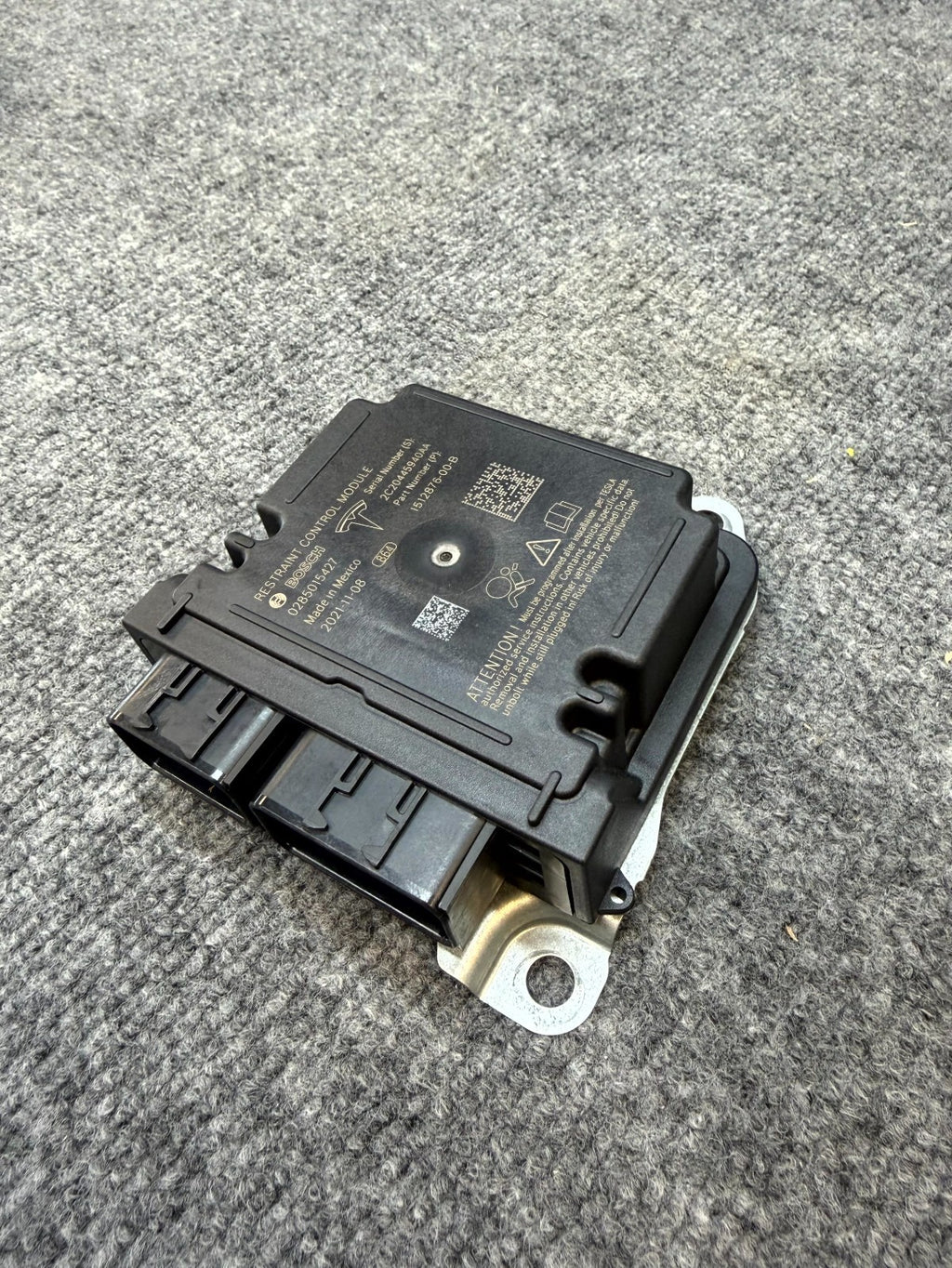 2020 - 2024 TESLA MODEL Y DIAGNOSTIC COMPUTER MODULE UNIT OEM, 1512876-00-B
