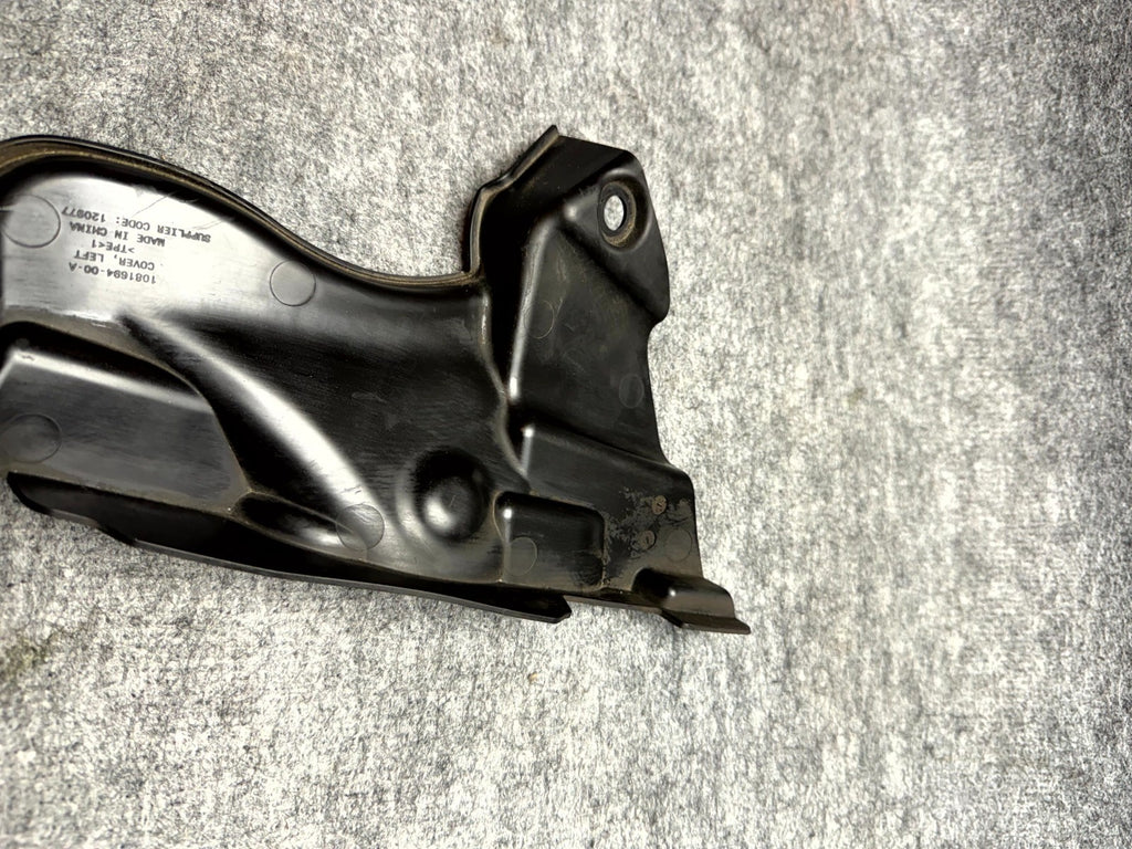 ♦️2017–2023 TESLA MODEL 3 FRONT LEFT SIDE STRUT SHOCK TOWER CAP OEM, 108169400A