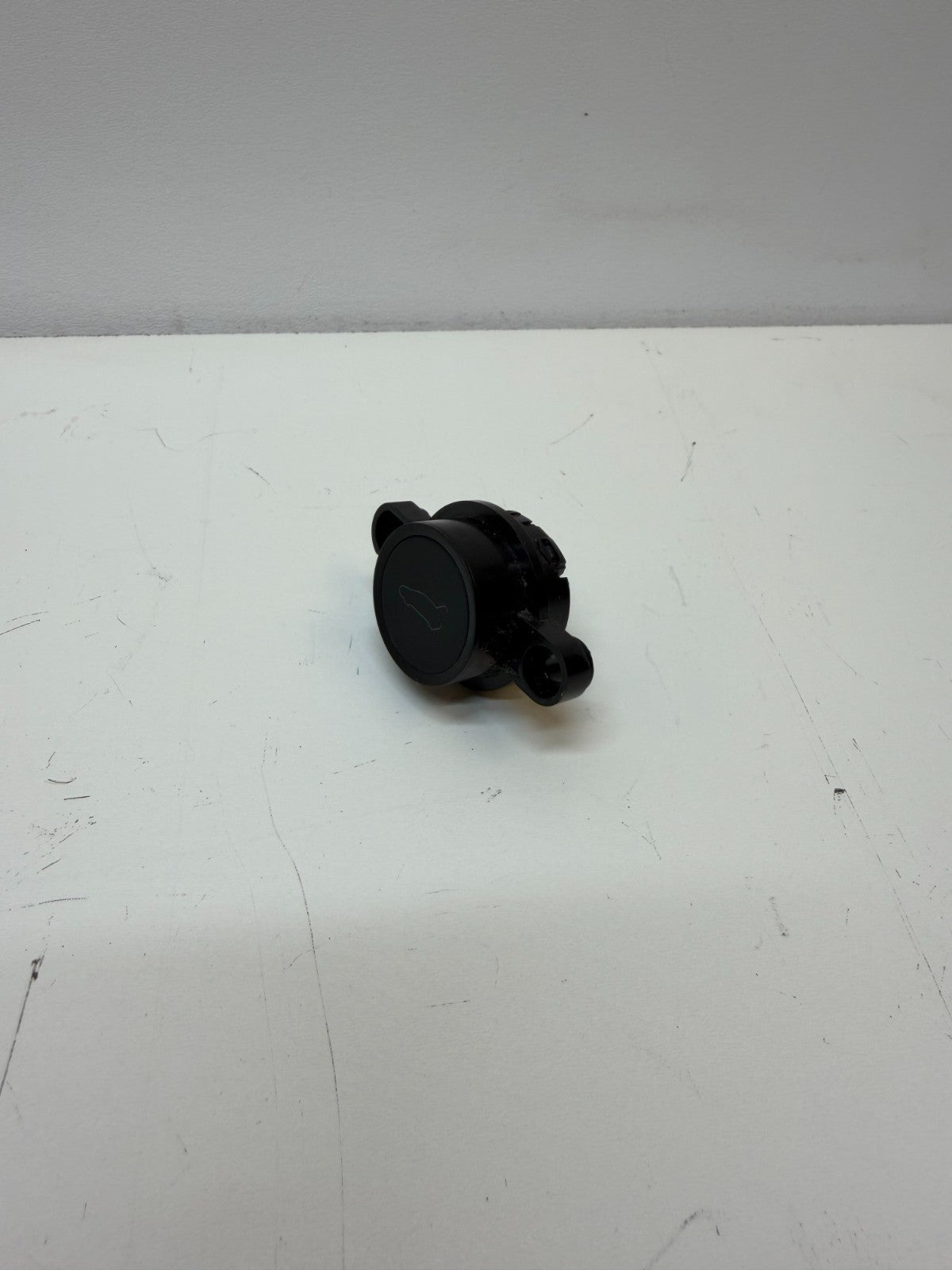 2017-2023 Tesla Model Y Trunk Liftgate Release Open Button Switch 1501907-00-C