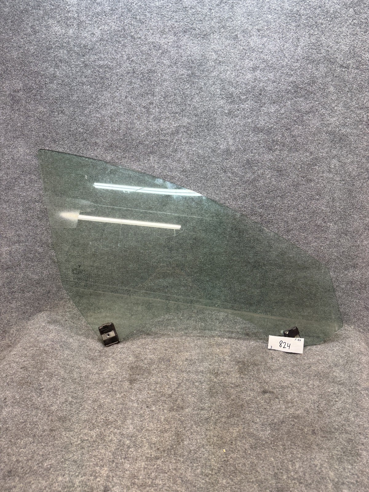 2017 – 2023 TESLA MODEL 3 FRONT RIGHT SIDE DOOR WINDOW GLASS OEM, 1568569-00-C
