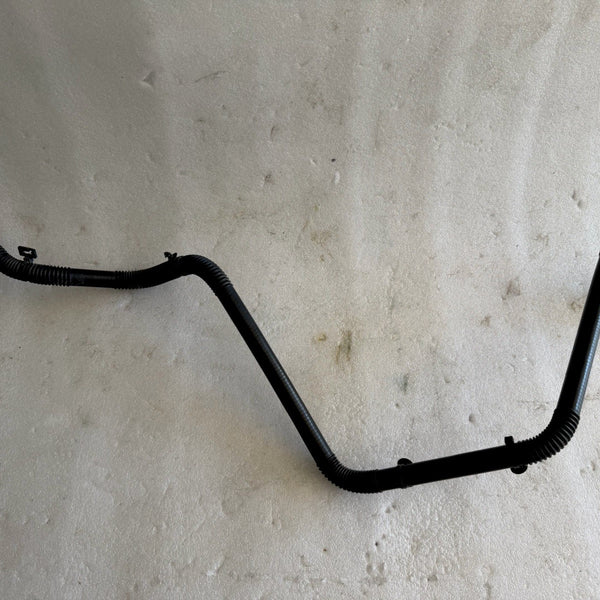 17-20 TESLA MODEL 3 RADIATOR BYPASS COOLING HOSE PIPE LINE OEM, 1077600-00-E