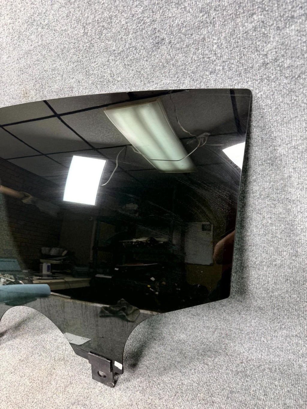 2016-2020 Tesla Model X Rear Right Door Window Glass OEM, 43R-004553