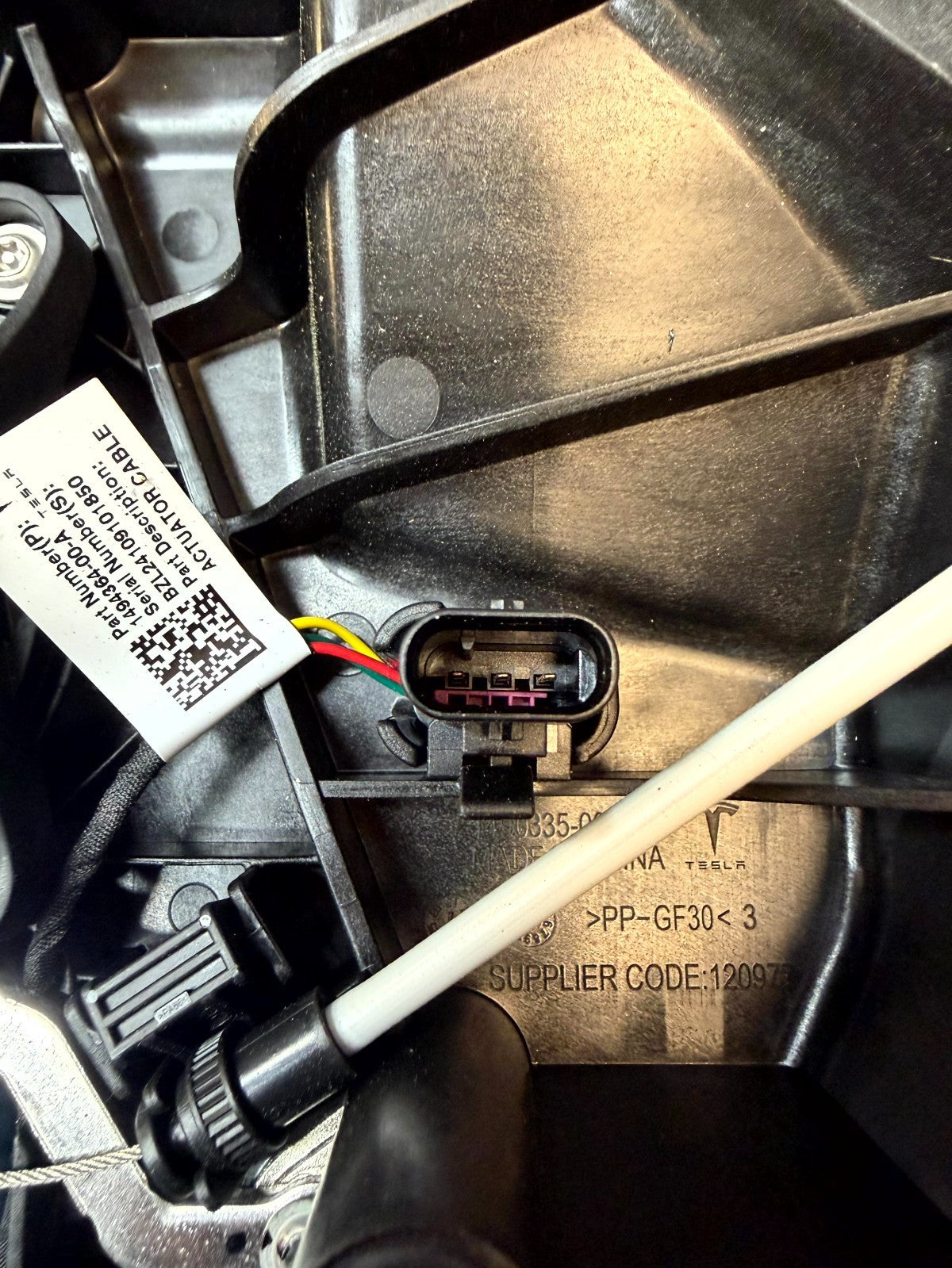 2017 - 2024 TESLA MODEL 3 Y CHARGE CHARGING PORT INLET SOCKET OEM, 1490374-10-E