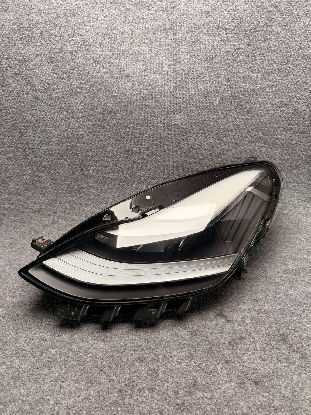 2021-2023 TESLA MODEL 3 Y LEFT HEADLIGHT MATRIX LED DRIVER HEAD LIGHT SCRATCHED