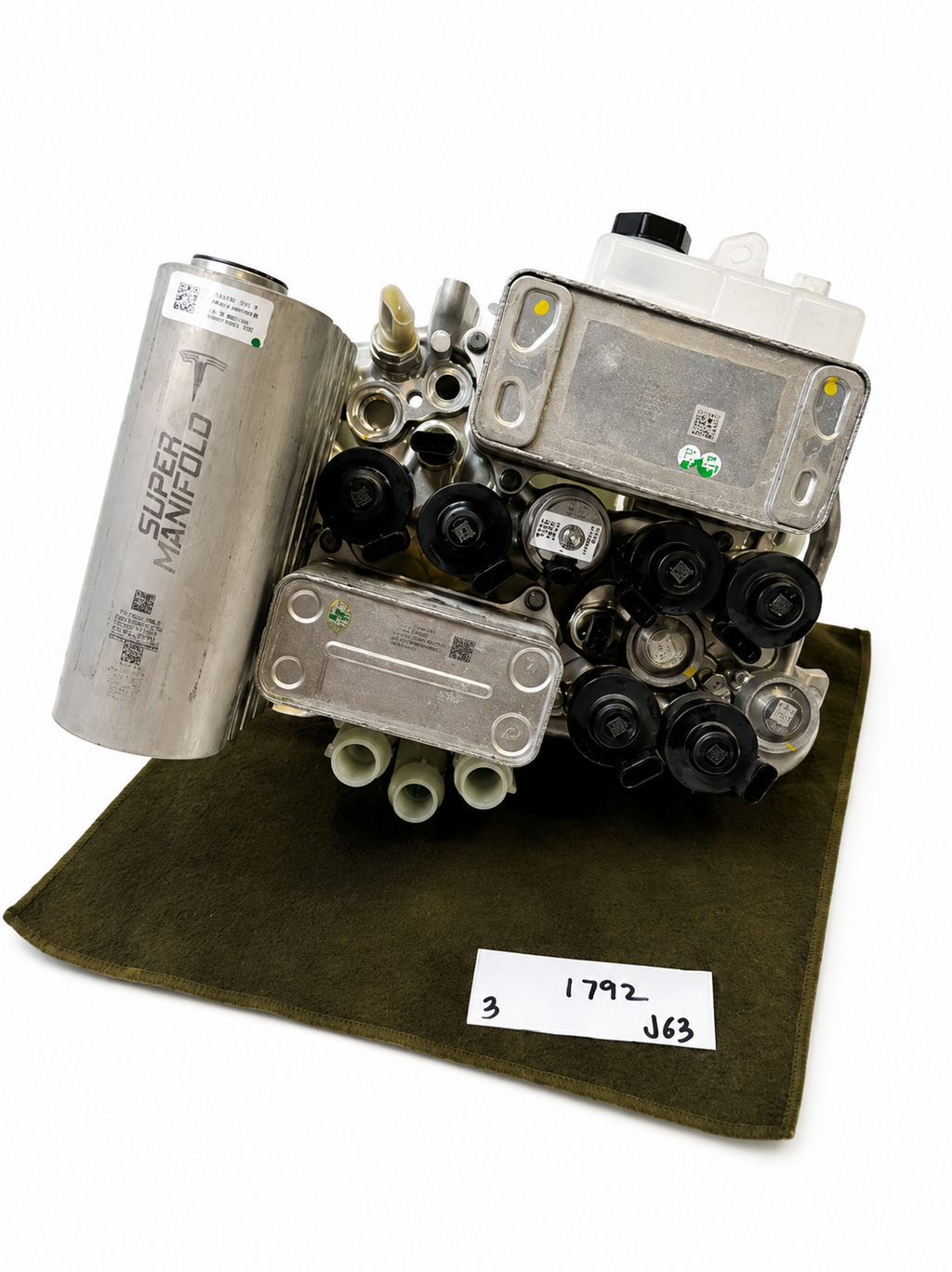 2020-2023 Tesla Model 3 Supermanifold Refrigerant Chiller w/ Coolant Reservoir