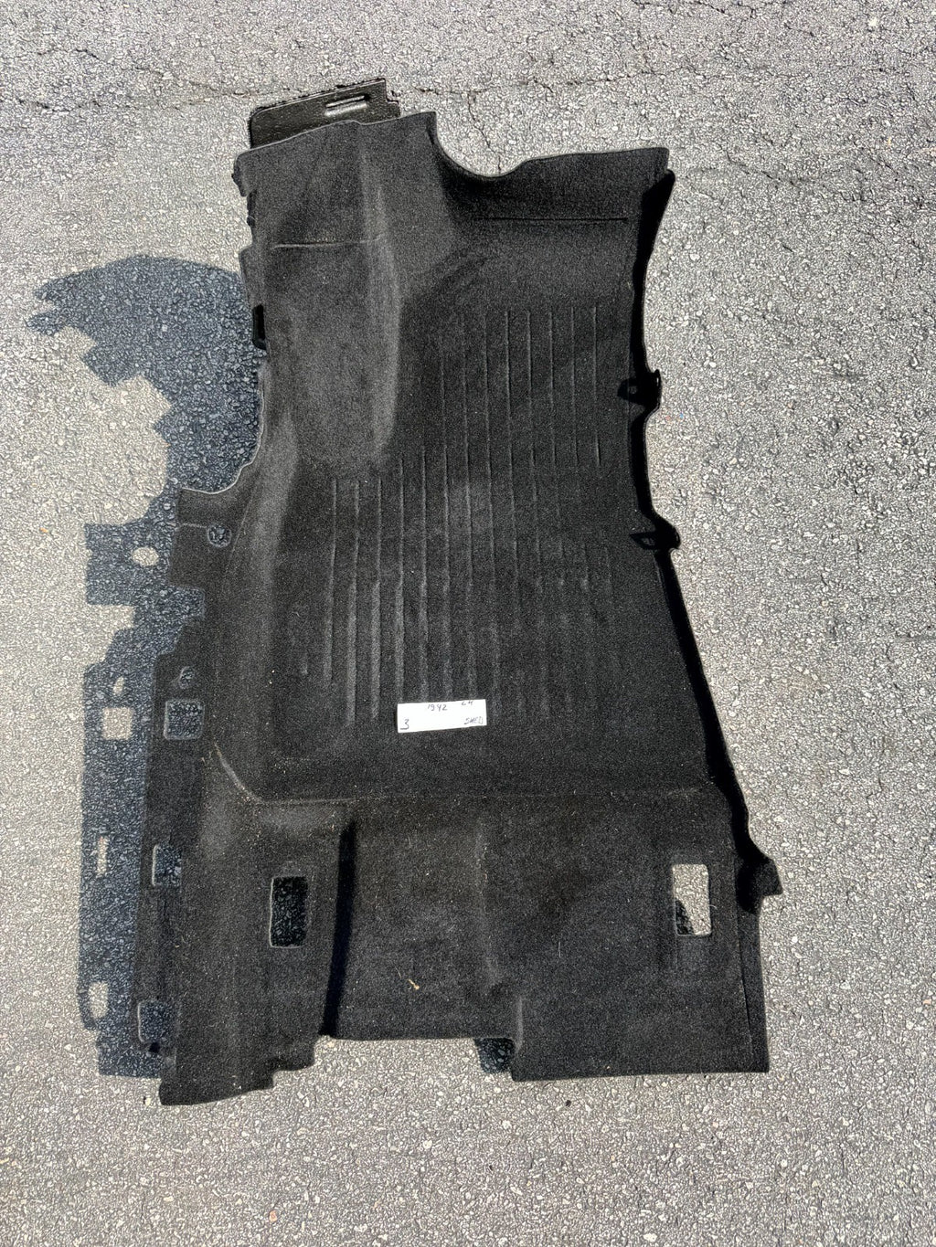 17 - 23 TESLA MODEL 3 FRONT LEFT SIDE FLOOR CARPET COVER LINER OEM, 1127267-00-G