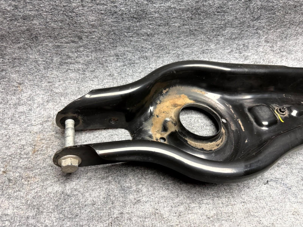 ♦️2017 - 2023 TESLA MODEL 3 REAR LEFT SIDE LOWER CONTROL ARM OEM, 1044451-00-F
